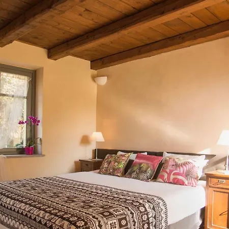 Cascina Canee Bed & Breakfast 4*