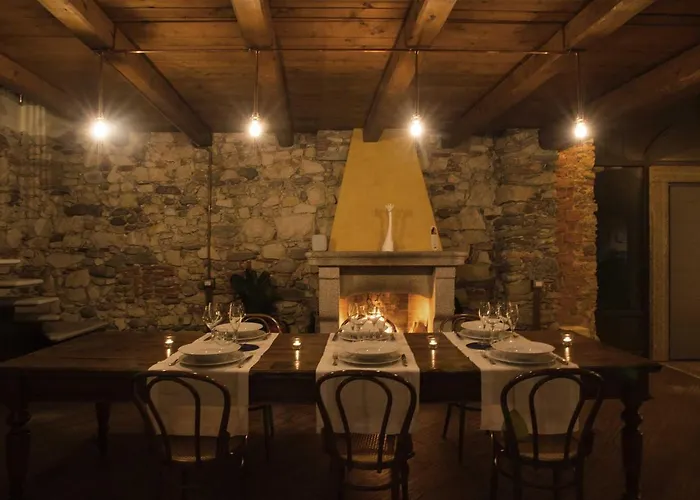 Cascina Canee 住宿加早餐酒店 4*